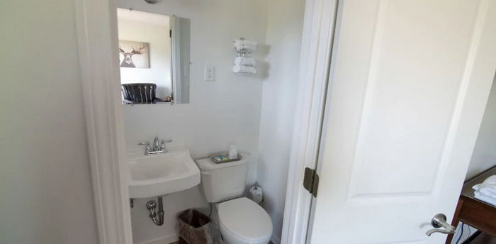 Three Lakes Motel - Web Listing (newer photo)